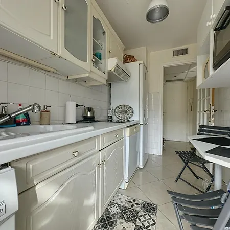 Proche Carlton Apartment *